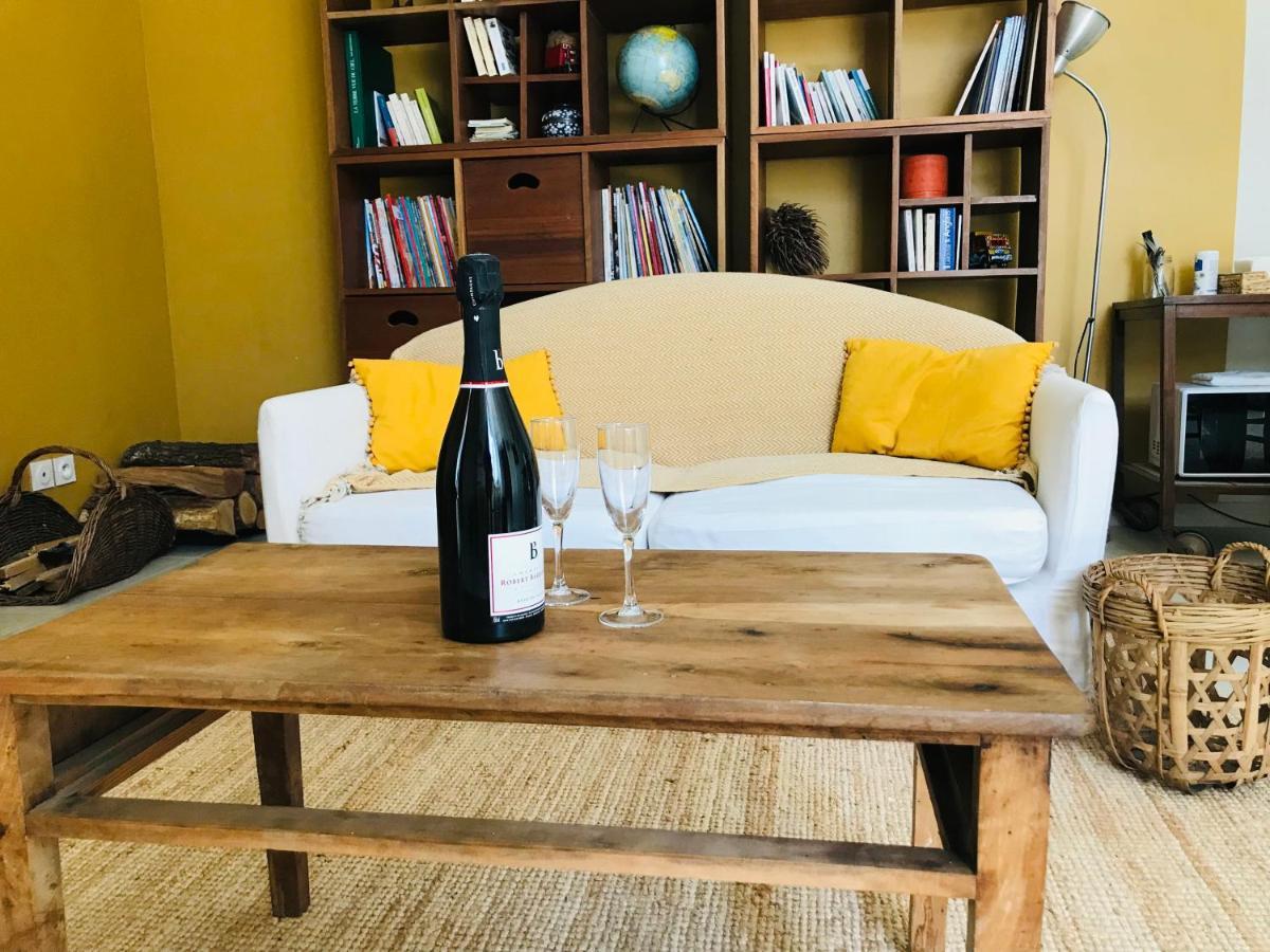 Ferme St Pierre 2 Suites Avec Repas, Piscine, Clim, Cheminee Ou Baignoire Spa Chabeuil Eksteriør billede